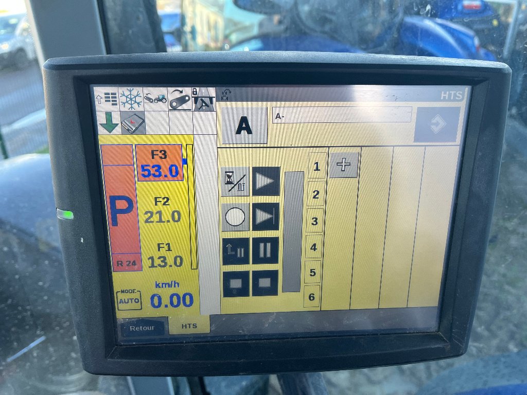 Traktor типа New Holland T7.270 AUTOCOMMAND, Gebrauchtmaschine в VERT TOULON (Фотография 2)