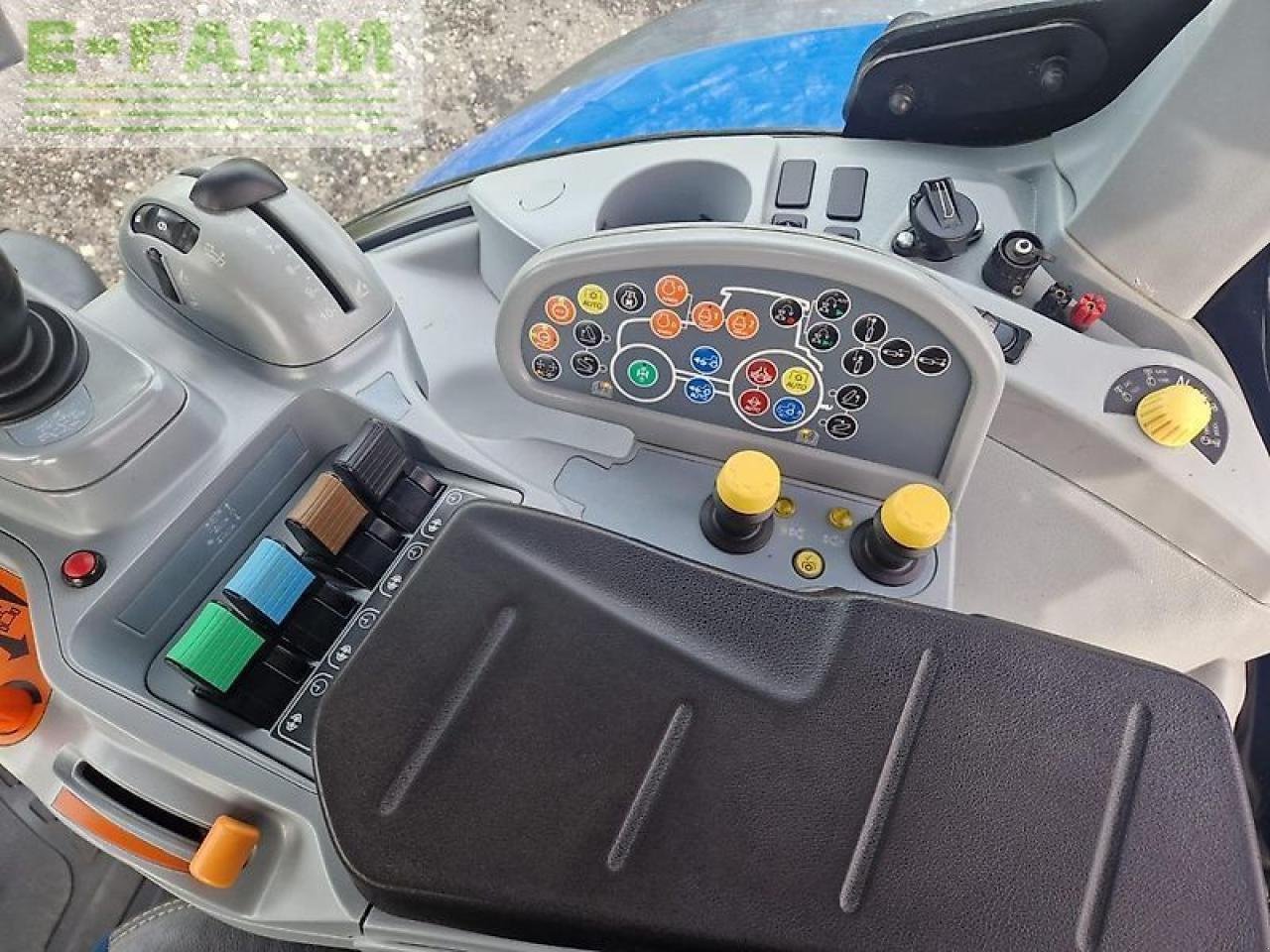 Traktor typu New Holland t7.270 autocommand, Gebrauchtmaschine w ZELOW (Zdjęcie 15)