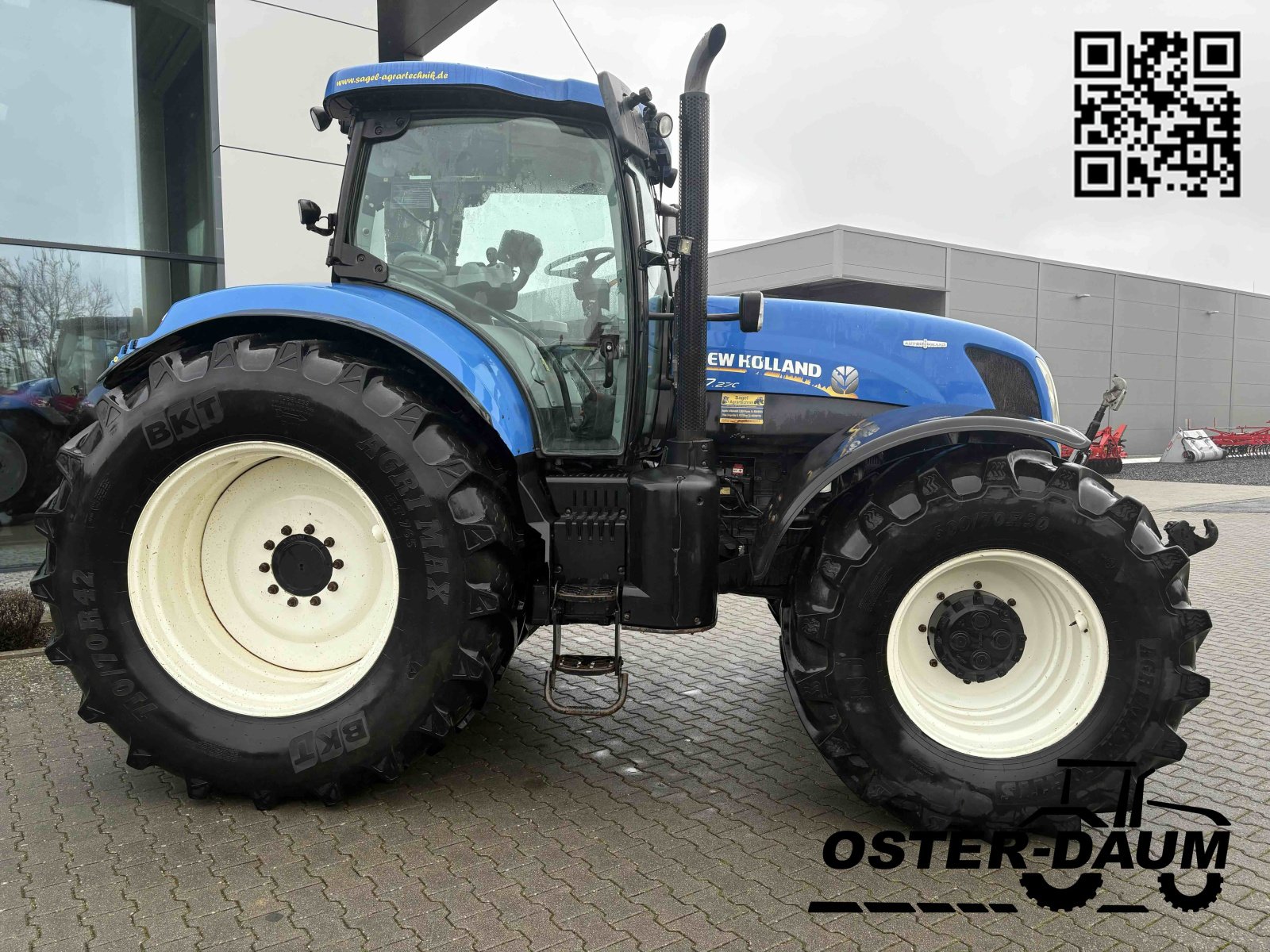 Traktor Türe ait New Holland T7.270 AutoCommand, Gebrauchtmaschine içinde Kaisersesch (resim 5)