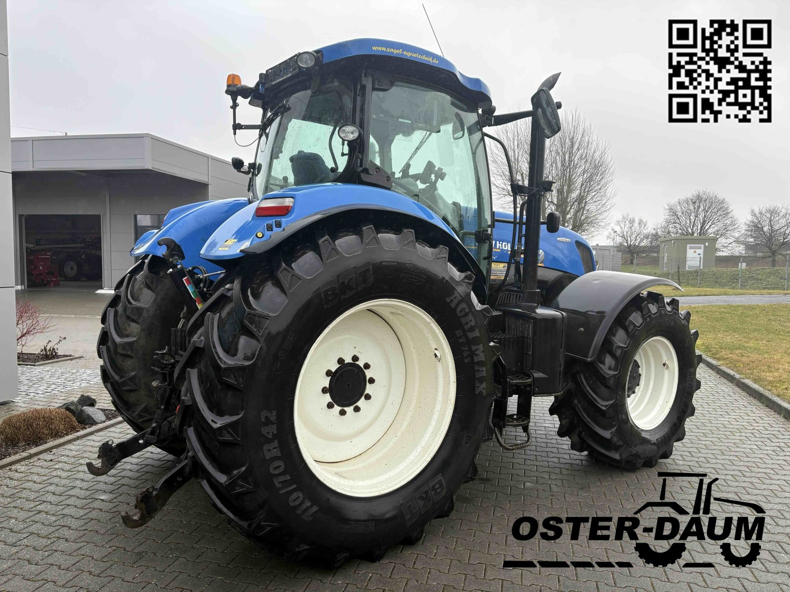 Traktor Türe ait New Holland T7.270 AutoCommand, Gebrauchtmaschine içinde Kaisersesch (resim 7)