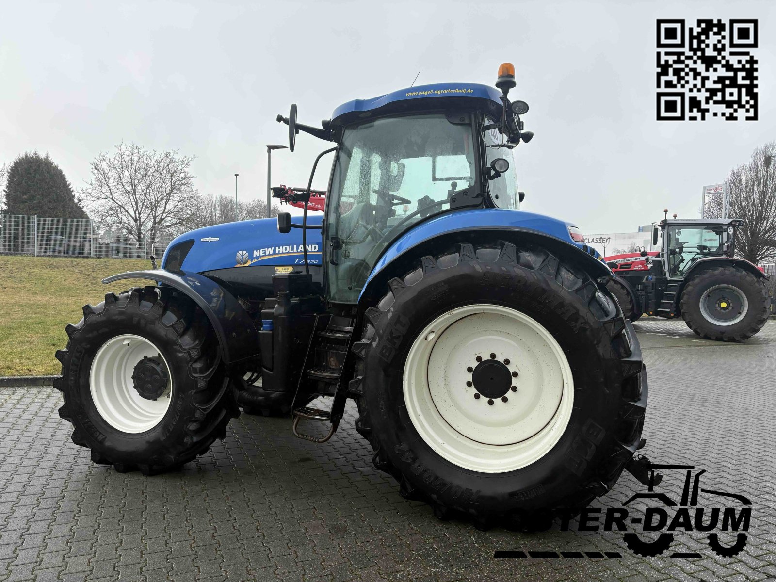 Traktor Türe ait New Holland T7.270 AutoCommand, Gebrauchtmaschine içinde Kaisersesch (resim 13)