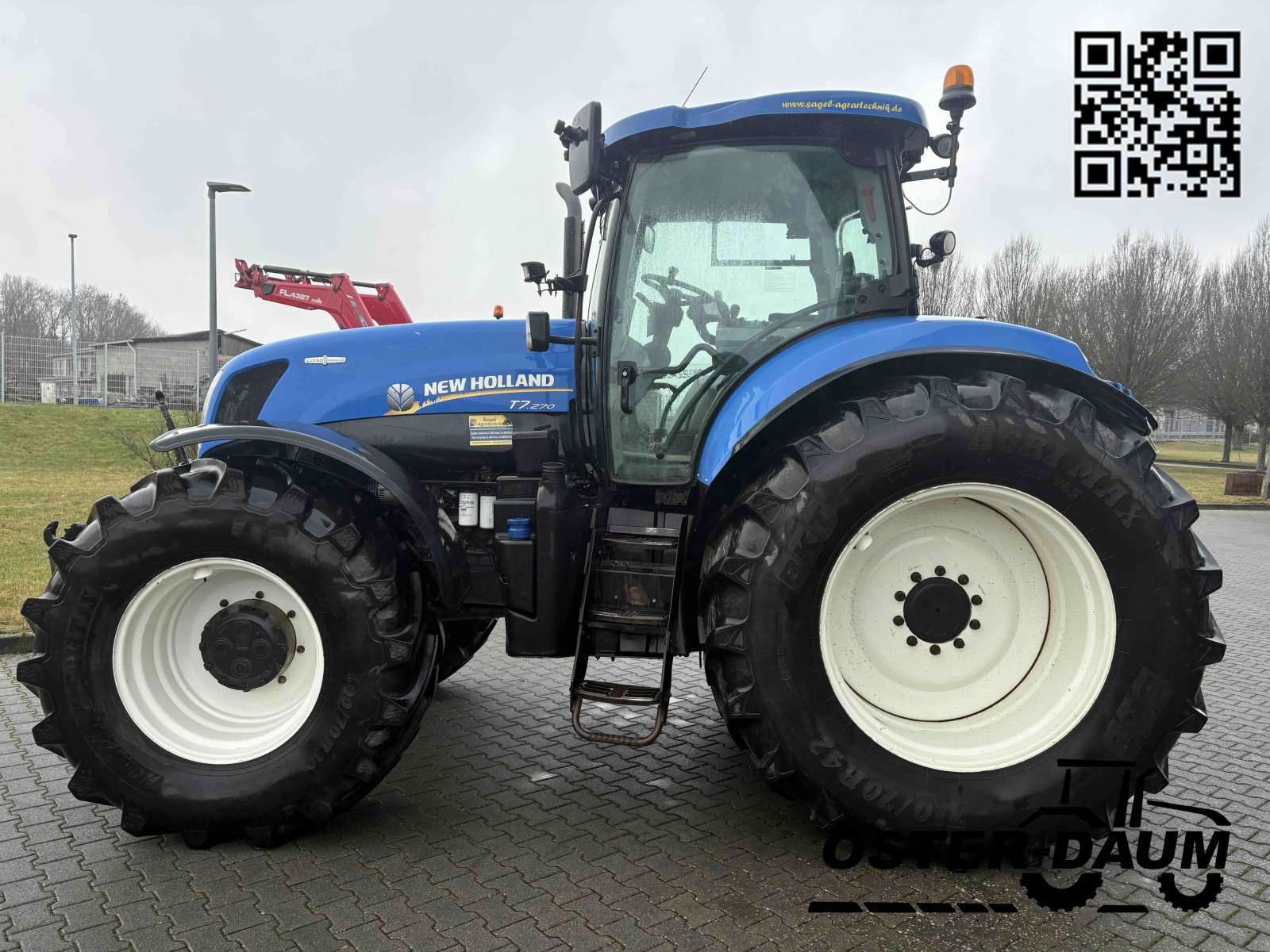 Traktor Türe ait New Holland T7.270 AutoCommand, Gebrauchtmaschine içinde Kaisersesch (resim 14)