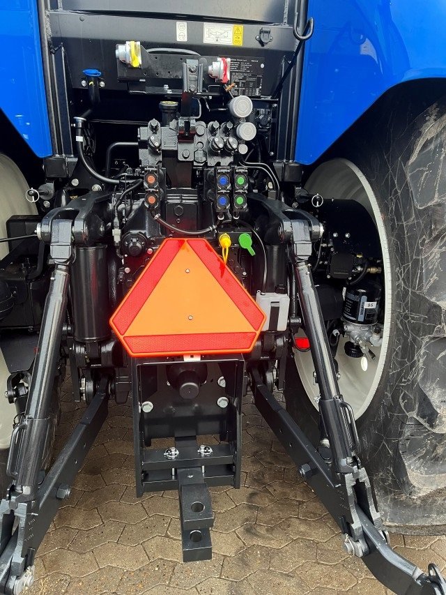 Traktor des Typs New Holland T7.270 CLASSIC, Gebrauchtmaschine in Rødding (Bild 5)