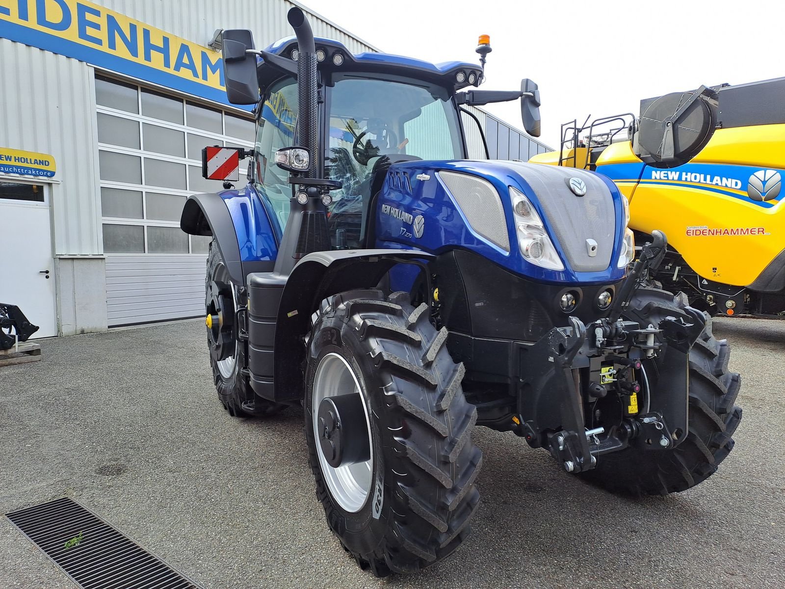 Traktor typu New Holland T7.270 PLM Auto Command, Neumaschine v Burgkirchen (Obrázek 3)