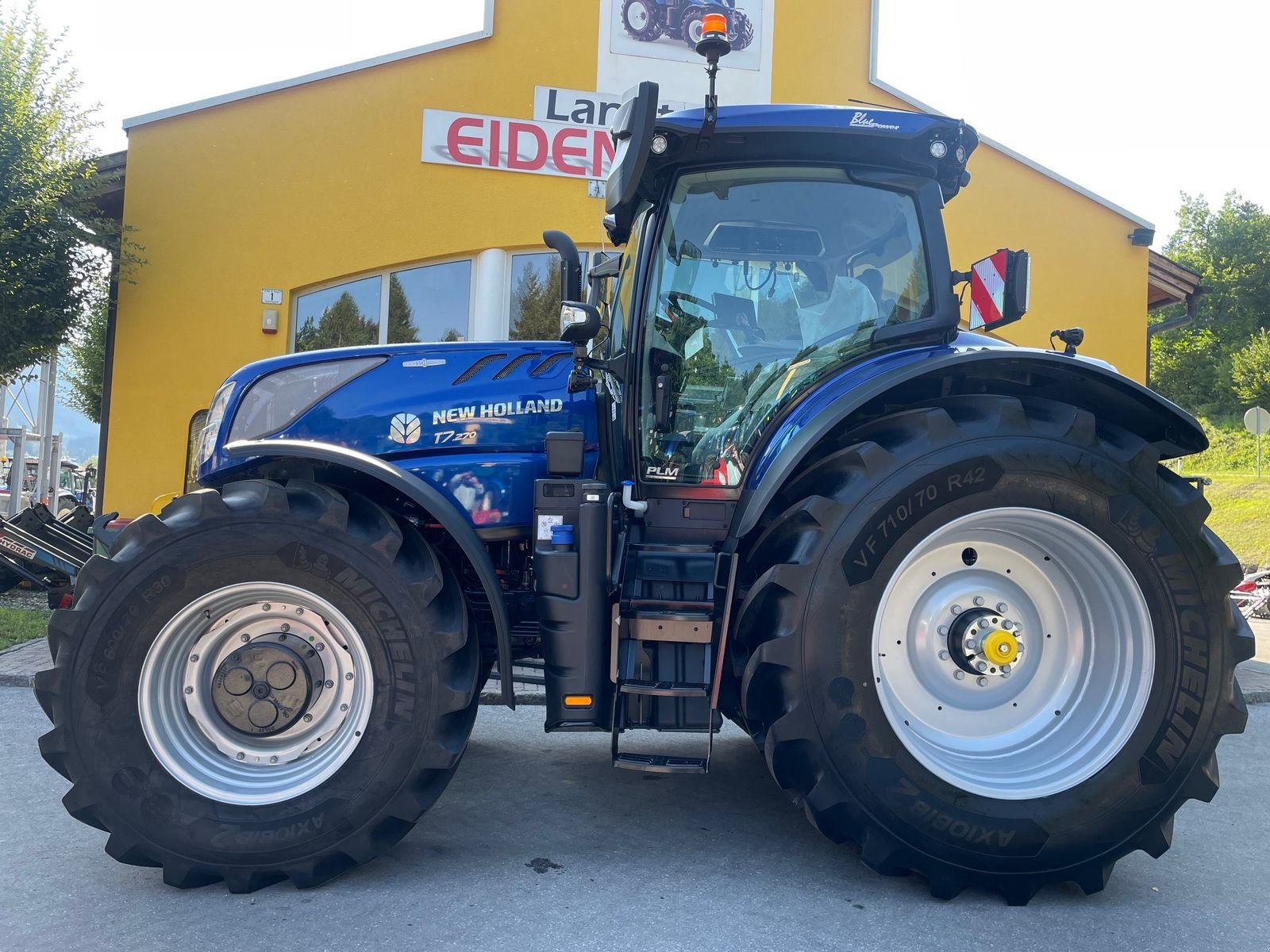 Traktor типа New Holland T7.270 PLM Auto Command, Vorführmaschine в Burgkirchen (Фотография 4)