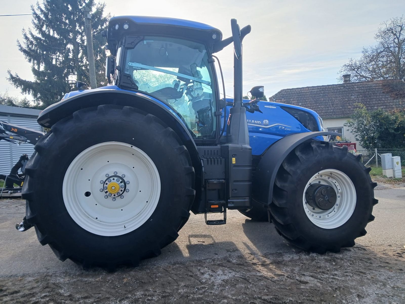 Traktor van het type New Holland T7.270 PLM Auto Command, Neumaschine in Obritzberg (Foto 4)