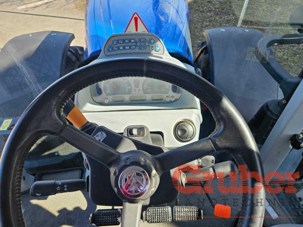 Traktor of the type New Holland T7.270AC, Gebrauchtmaschine in Ampfing (Picture 18)