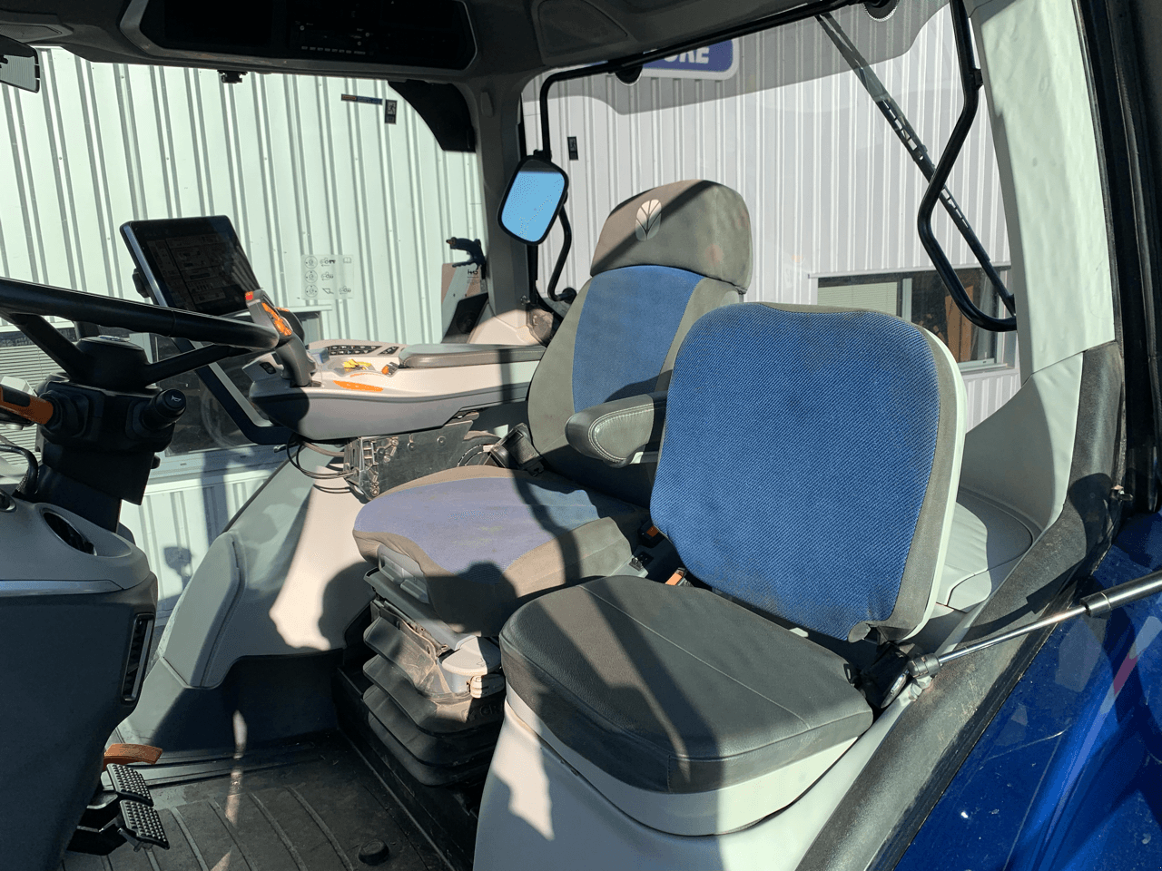 Traktor Türe ait New Holland T7.275 AC S5, Gebrauchtmaschine içinde TREMEUR (resim 11)