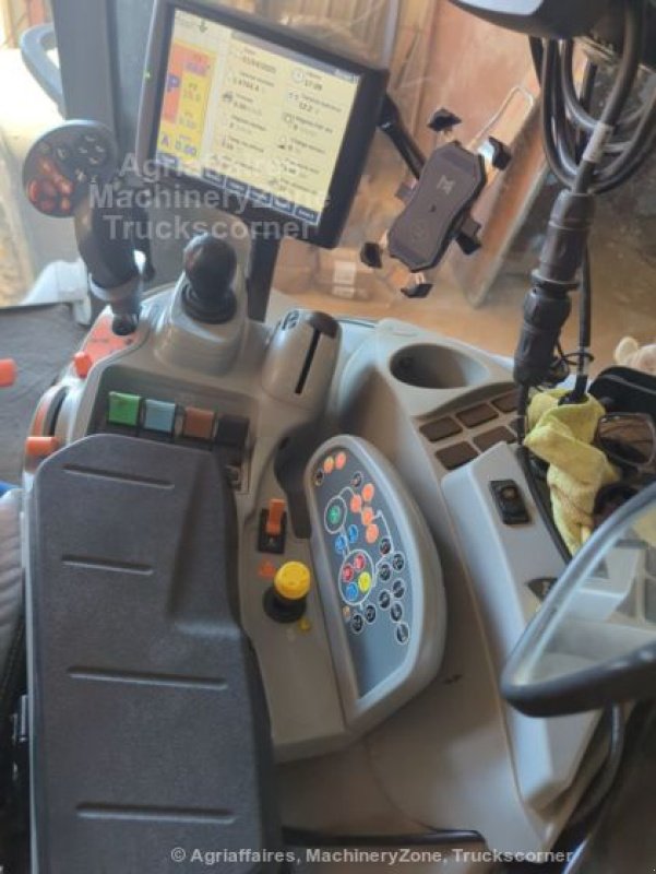 Traktor от тип New Holland T7.290 AC HD, Gebrauchtmaschine в FRESNAY LE COMTE (Снимка 6)