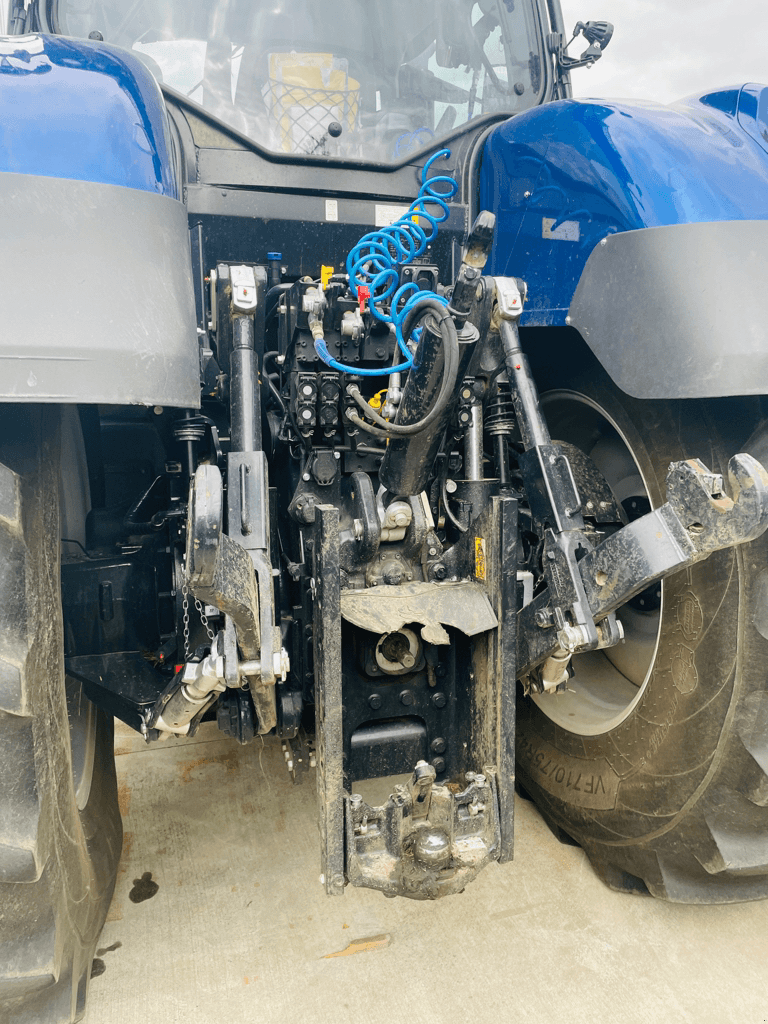 Traktor of the type New Holland T7.290 AC S5, Gebrauchtmaschine in TREMEUR (Picture 3)