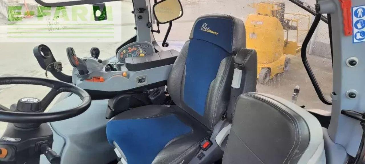 Traktor от тип New Holland t7.290 hd HD, Gebrauchtmaschine в CHAUVONCOURT (Снимка 11)