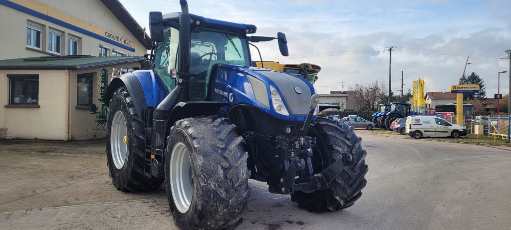 Traktor des Typs New Holland T7.290 HD, Gebrauchtmaschine in STENAY (Bild 2)