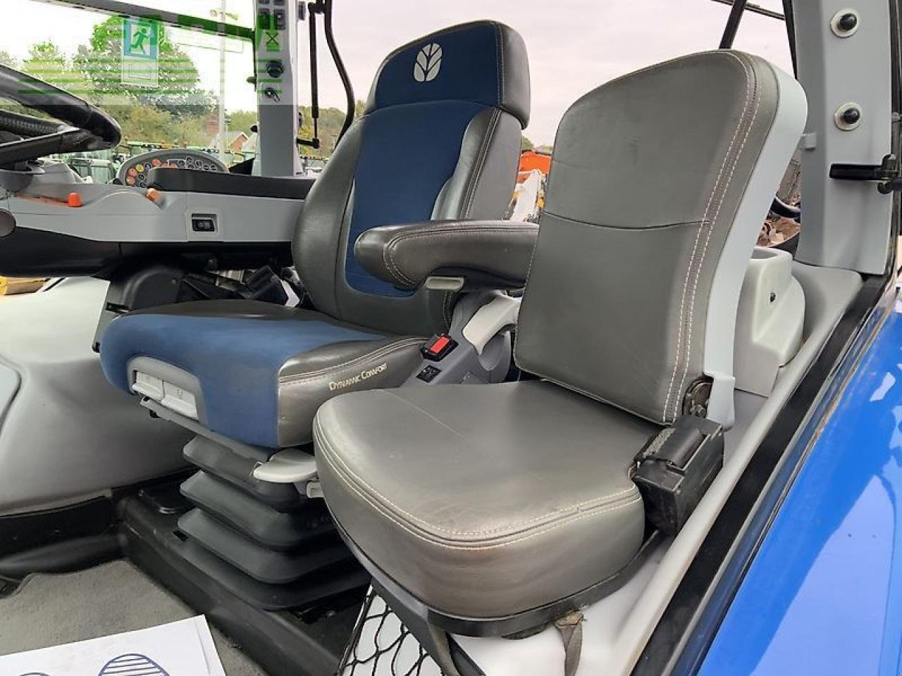 Traktor от тип New Holland t7.290 tractor (st24455), Gebrauchtmaschine в SHAFTESBURY (Снимка 18)