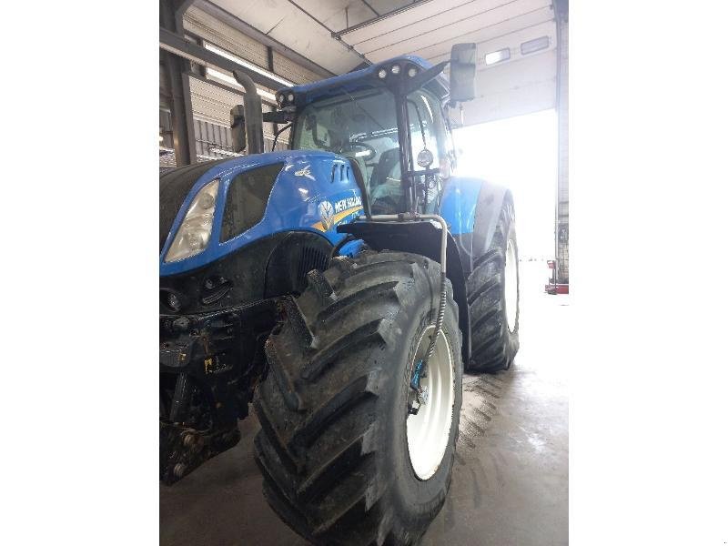 Traktor of the type New Holland T7.290HD, Gebrauchtmaschine in CHATEAUBRIANT CEDEX (Picture 1)