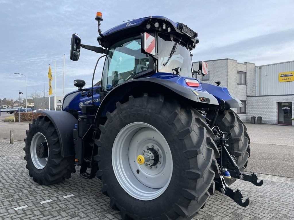 Traktor des Typs New Holland T7.300 AC Blue Power GEN., Neumaschine in BOEKEL (Bild 5)