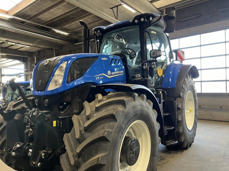 Traktor tip New Holland T7.300 AC NEW GEN, Gebrauchtmaschine in Hadsten
