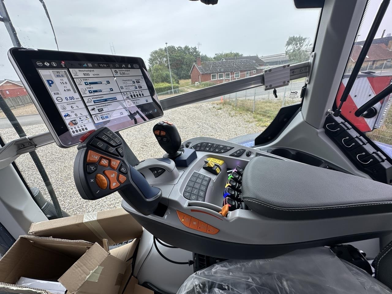 Traktor of the type New Holland T7.300 AC NEW GEN, Gebrauchtmaschine in Skjern (Picture 8)