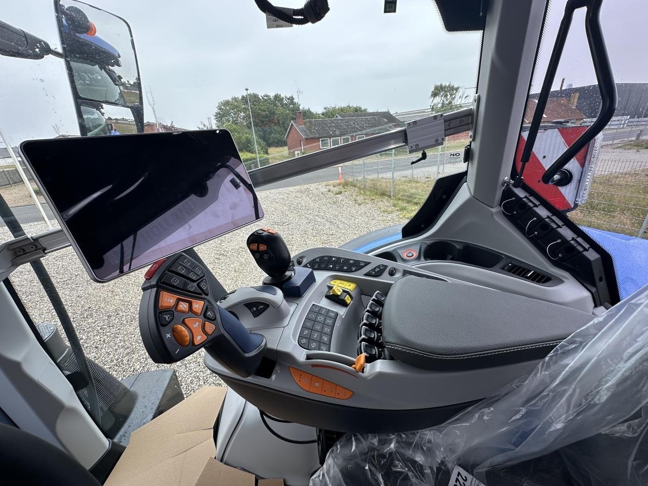 Traktor типа New Holland T7.300 AC NEW GEN, Gebrauchtmaschine в Skjern (Фотография 8)