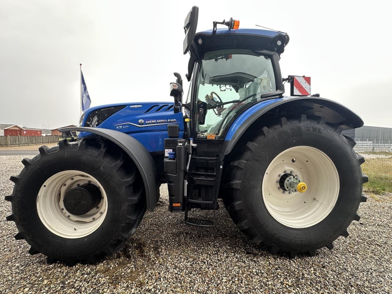 Traktor типа New Holland T7.300 AC NEW GEN, Gebrauchtmaschine в Skjern (Фотография 4)