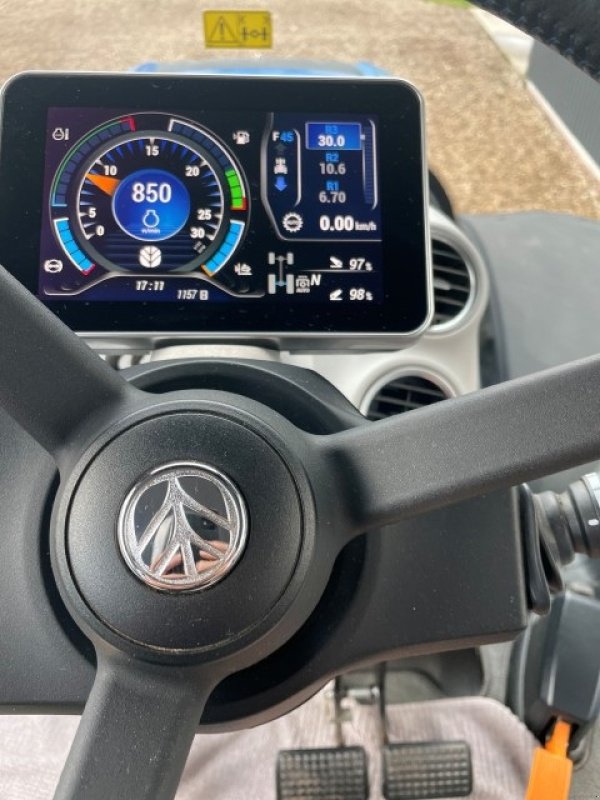 Traktor типа New Holland T7.300 AC New Gen, Gebrauchtmaschine в Viborg (Фотография 5)