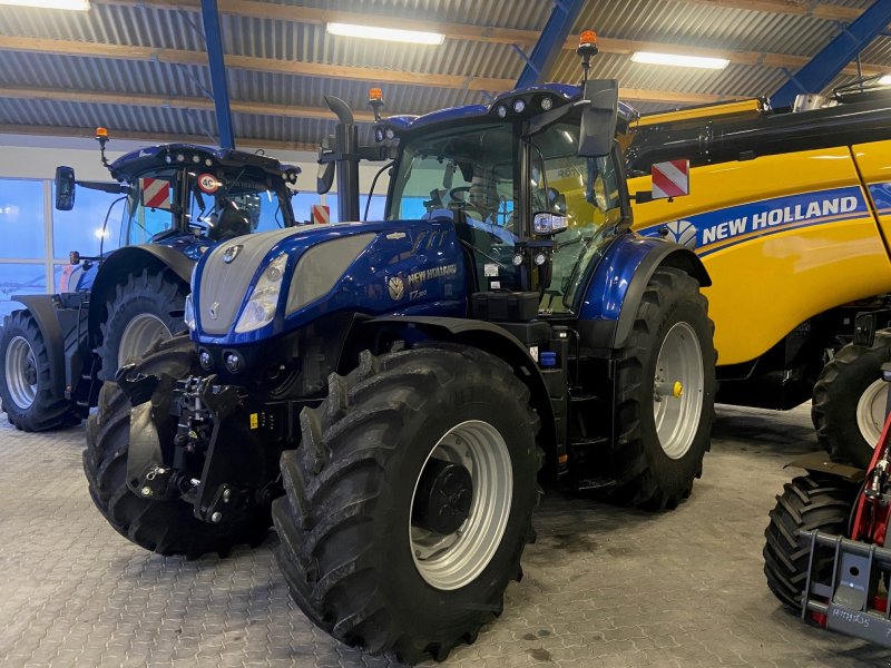 Traktor of the type New Holland T7.300 AC NEWG, Gebrauchtmaschine in Thisted (Picture 1)