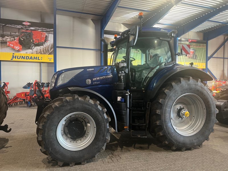 Traktor of the type New Holland T7.300 AC NEWG, Gebrauchtmaschine in Thisted (Picture 1)