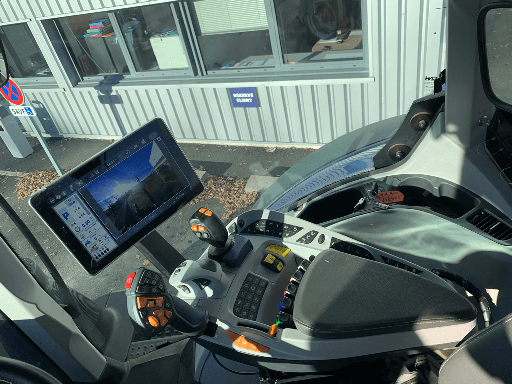 Traktor vrste New Holland T7.300 AC NG, Gebrauchtmaschine v TREMEUR (Slika 11)