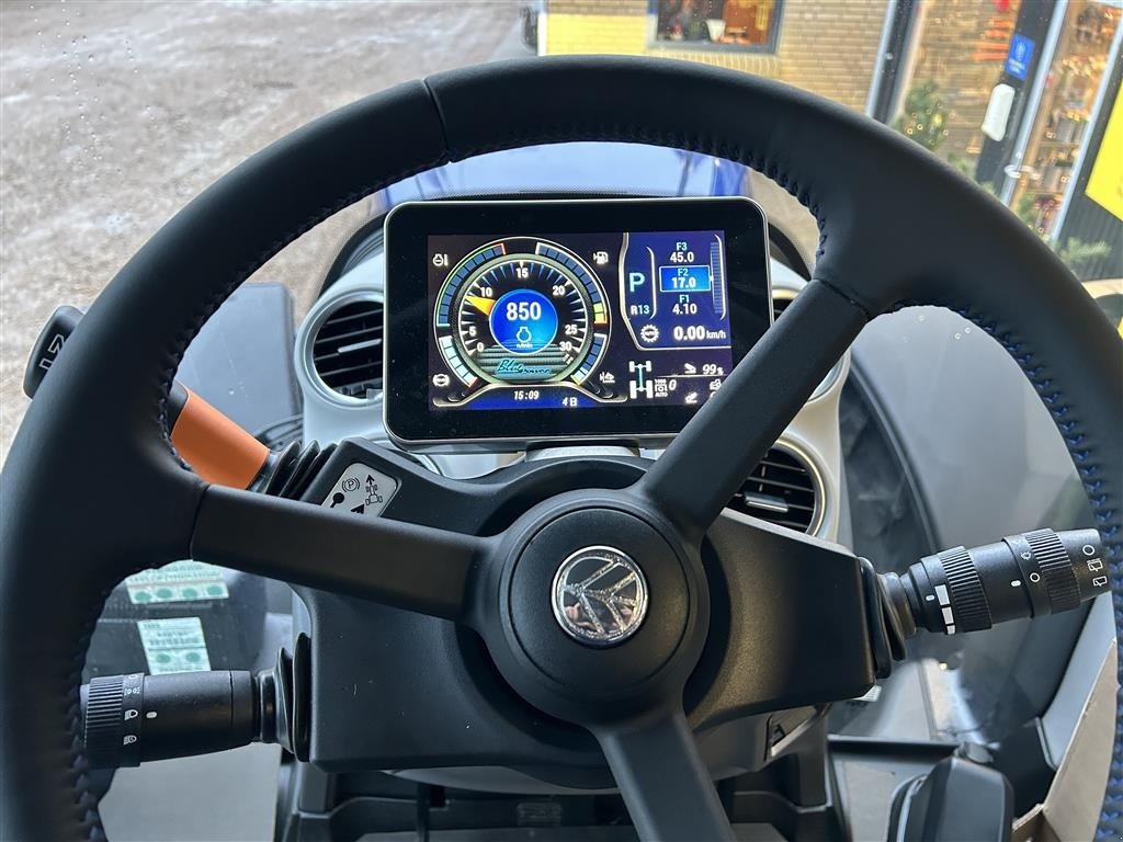 Traktor tipa New Holland T7.300 AC, Gebrauchtmaschine u Give (Slika 11)