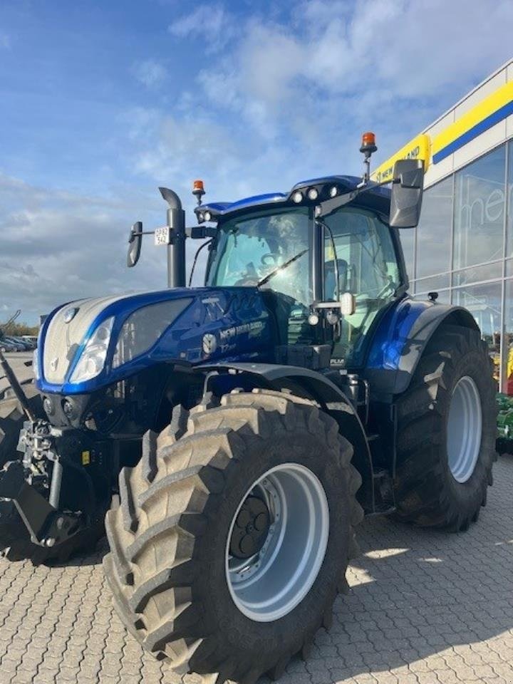 Traktor типа New Holland T7.300 Auto Command, Gebrauchtmaschine в Maribo (Фотография 1)