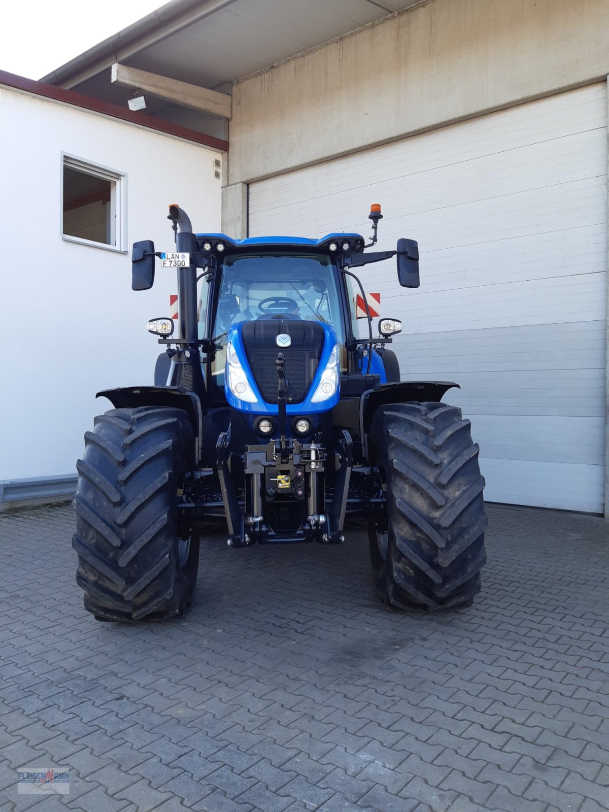 Traktor типа New Holland T7.300 Auto Command, Gebrauchtmaschine в Landau/Isar  (Фотография 8)
