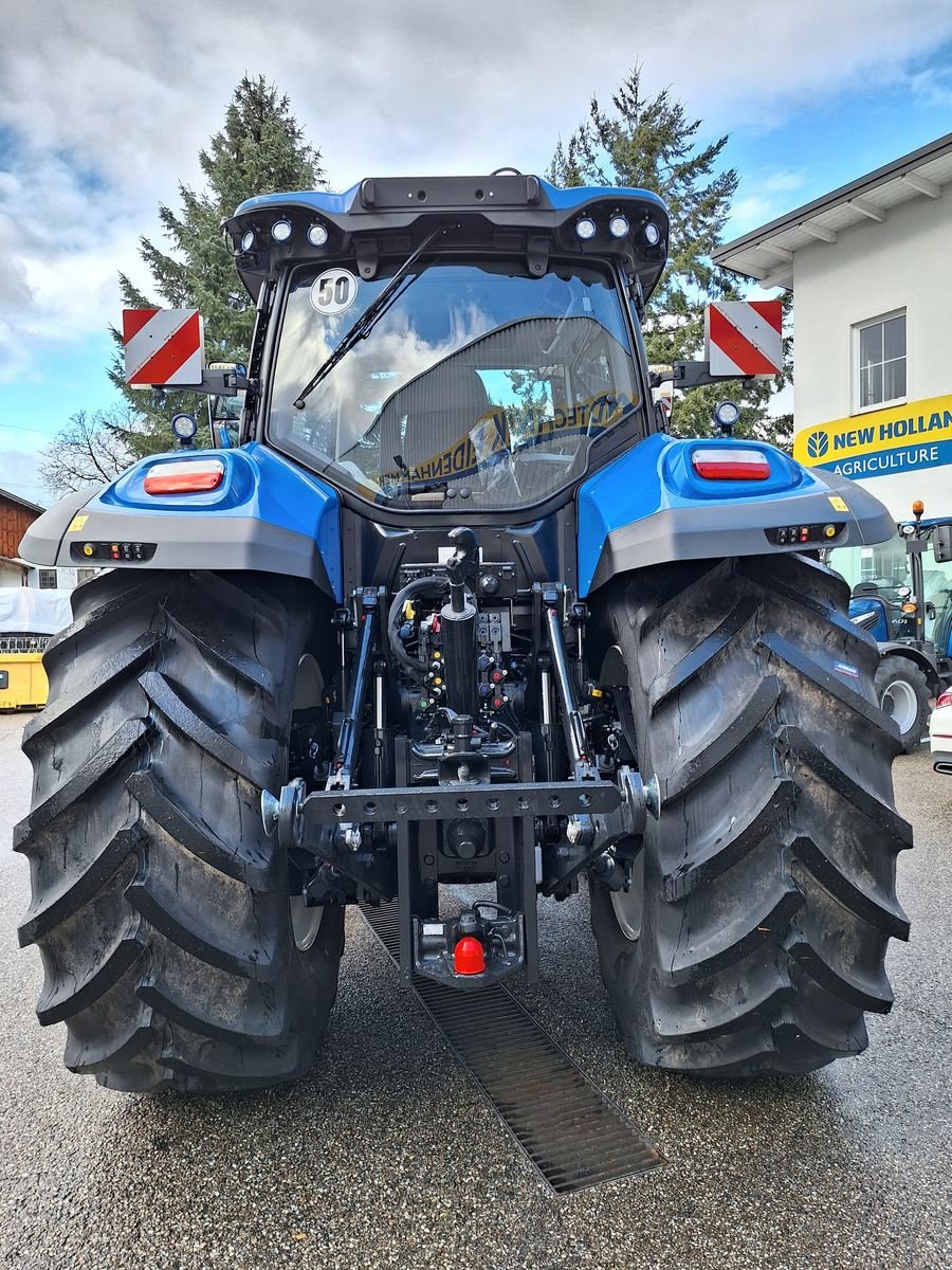 Traktor des Typs New Holland T7.300, Neumaschine in Burgkirchen (Bild 4)