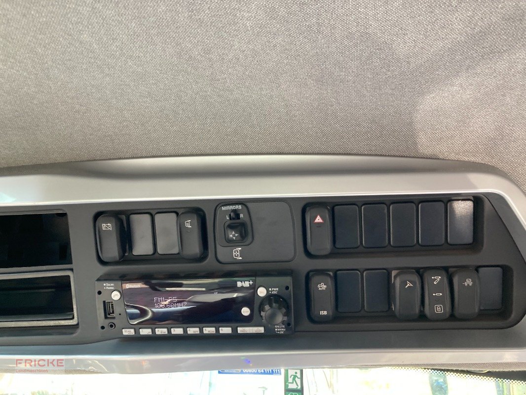 Traktor of the type New Holland T7.300, Gebrauchtmaschine in Bockel - Gyhum (Picture 18)