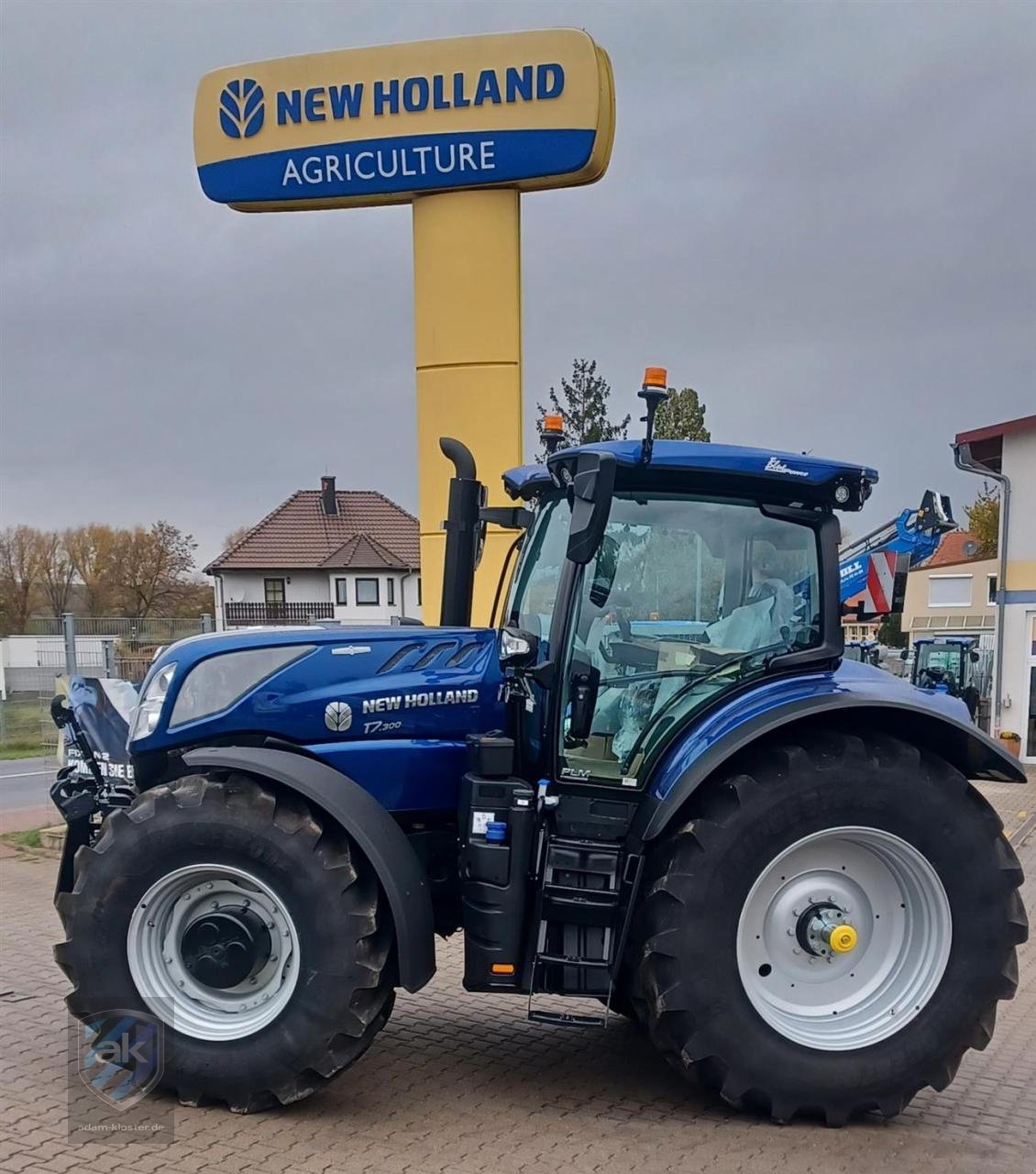 Traktor типа New Holland T7.300AC, Neumaschine в Mörstadt (Фотография 1)