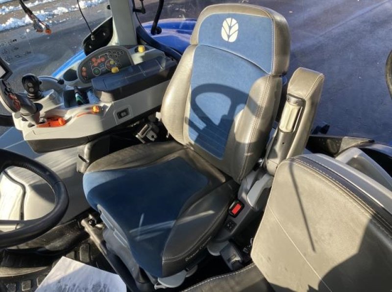 Traktor типа New Holland T7.315 AC, Gebrauchtmaschine в Middelfart (Фотография 9)