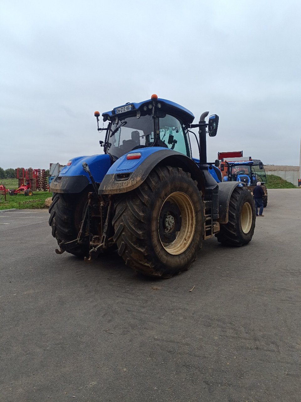 Traktor типа New Holland T7.315 AC, Gebrauchtmaschine в Chauvoncourt (Фотография 3)