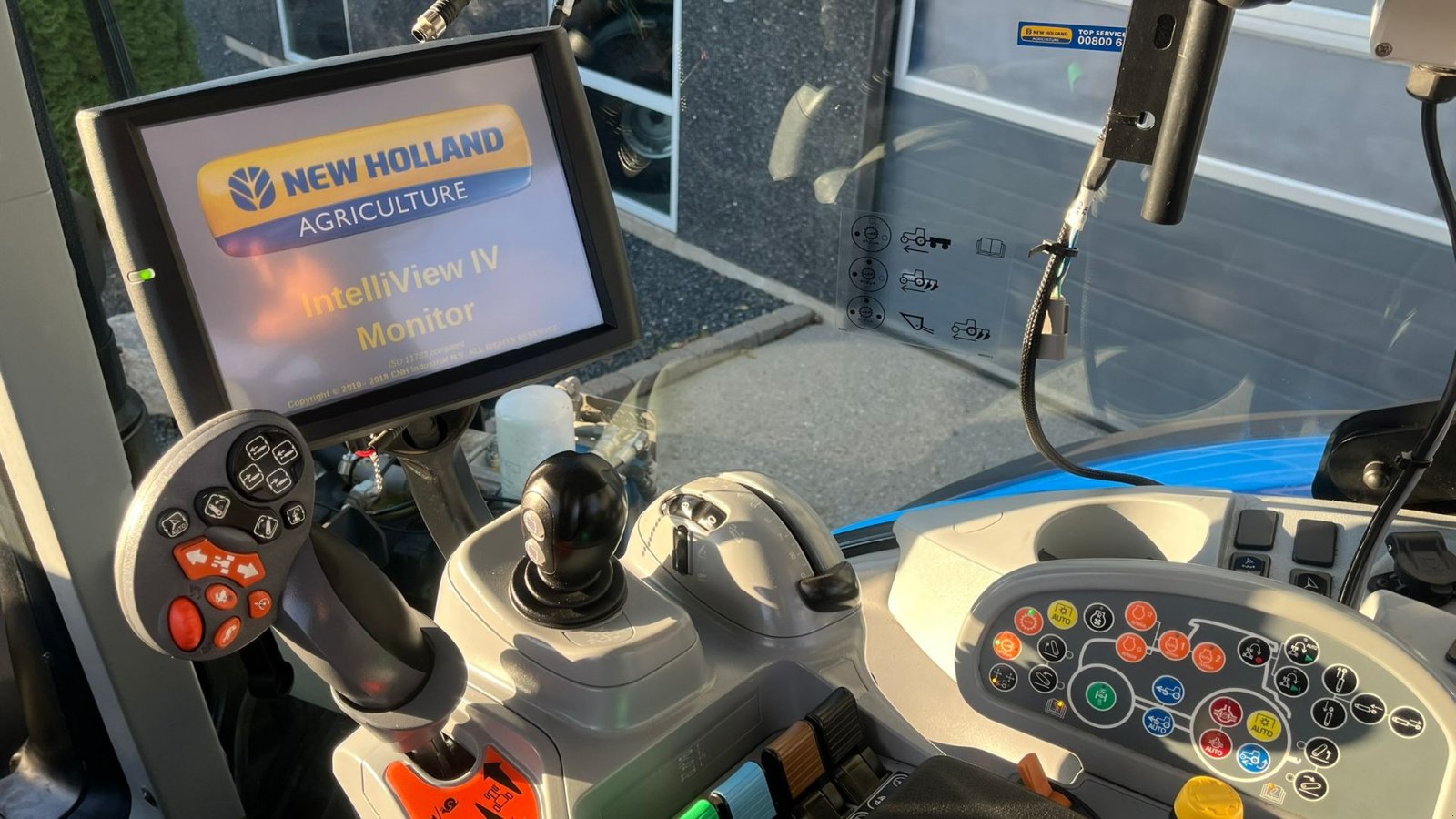 Traktor tipa New Holland T7.315 Automatisk dæktrykreguleringssystem, frontlift & GPS klar, Gebrauchtmaschine u Lintrup (Slika 9)