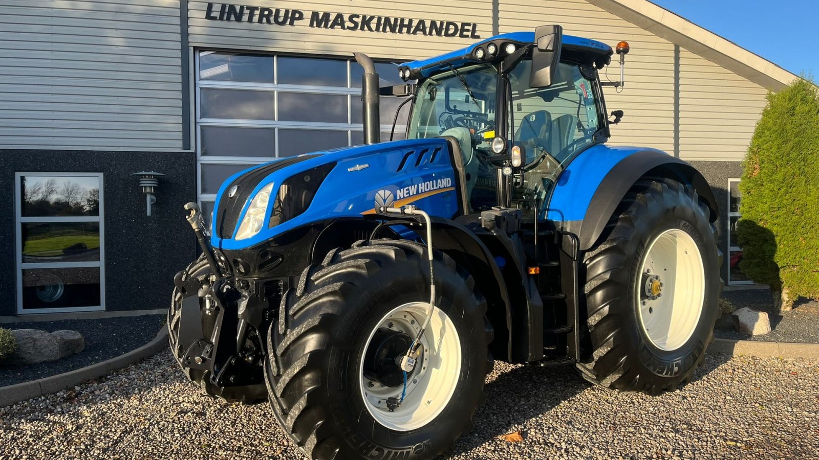Traktor tipa New Holland T7.315 Automatisk dæktrykreguleringssystem, frontlift & GPS klar, Gebrauchtmaschine u Lintrup (Slika 2)