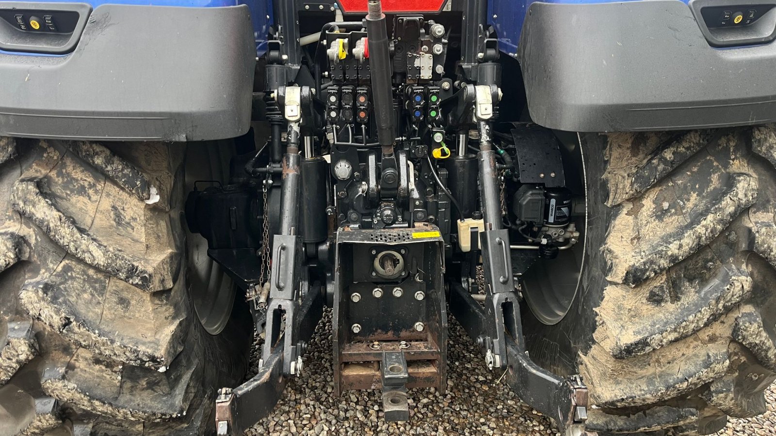 Traktor des Typs New Holland T7.315 BluePower med frontlift og frontpto, Gebrauchtmaschine in Lintrup (Bild 4)