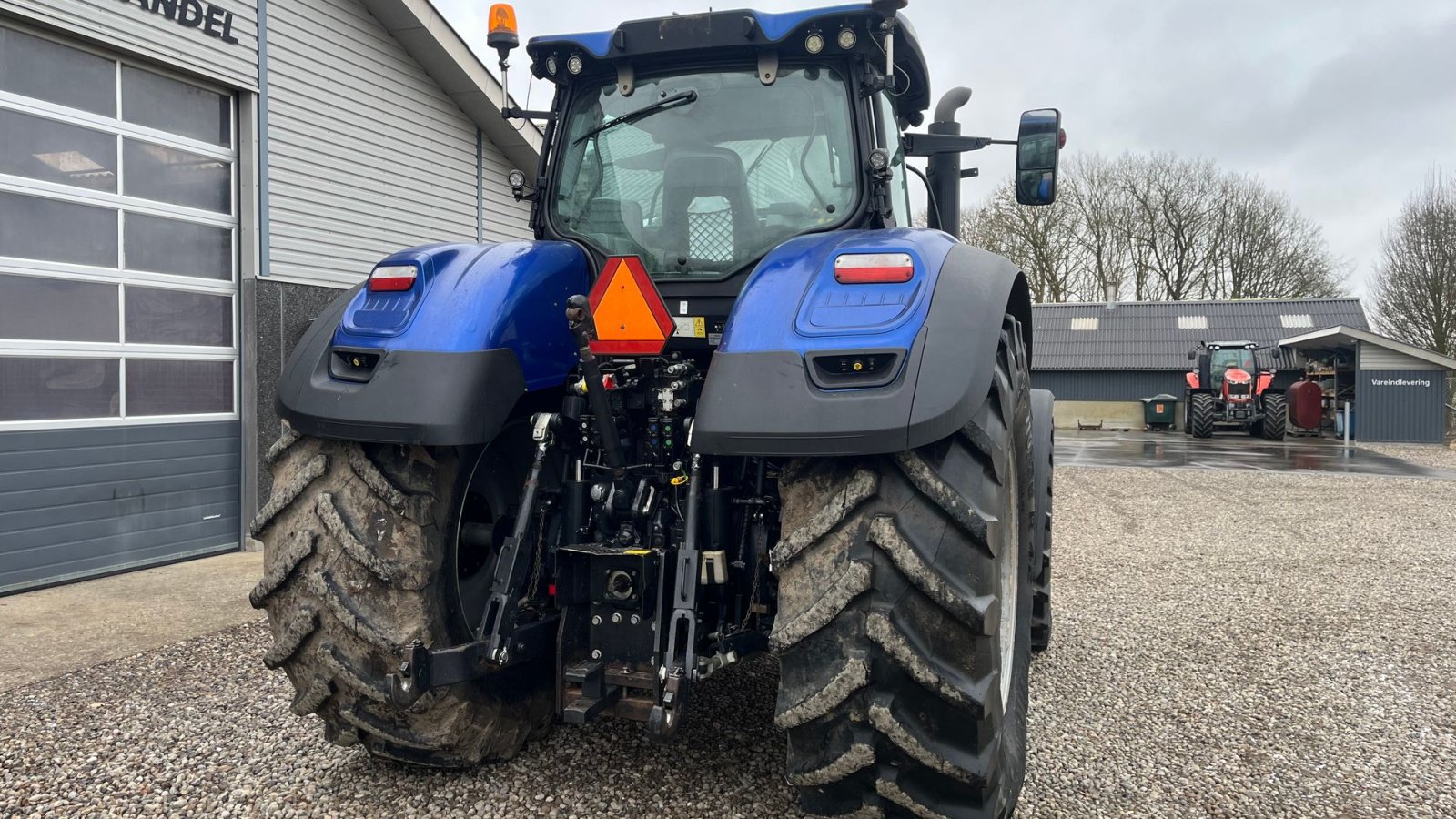 Traktor des Typs New Holland T7.315 BluePower med frontlift og frontpto, Gebrauchtmaschine in Lintrup (Bild 18)