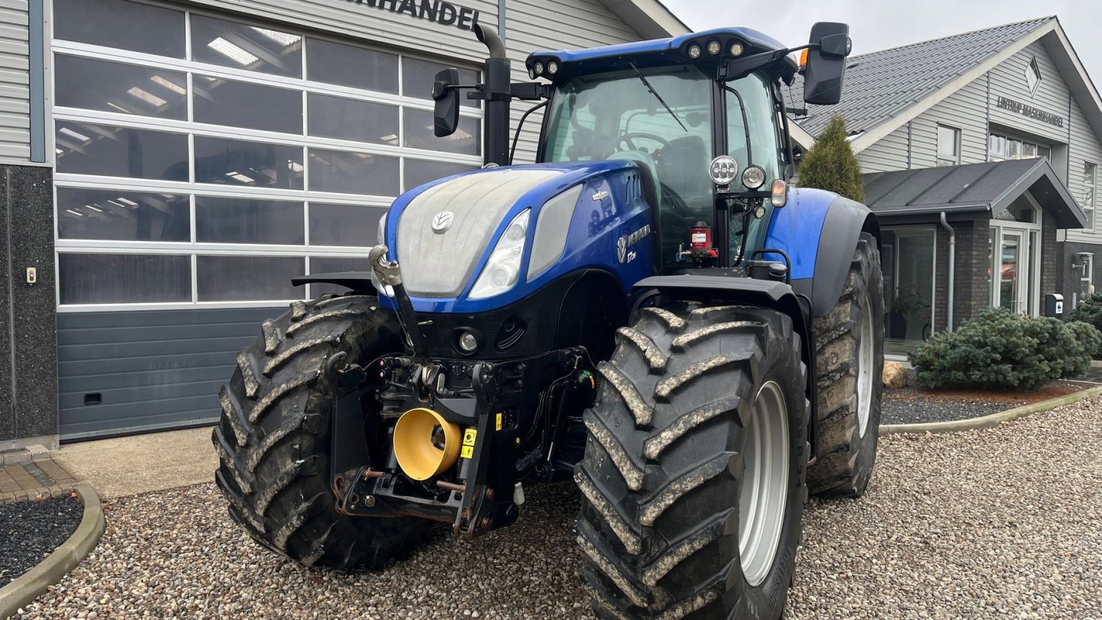 Traktor des Typs New Holland T7.315 BluePower med frontlift og frontpto, Gebrauchtmaschine in Lintrup (Bild 12)
