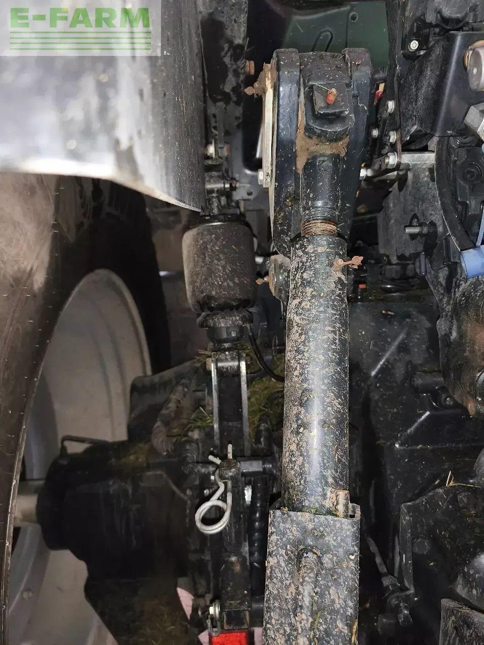 Traktor des Typs New Holland t7.315 hd HD, Gebrauchtmaschine in CHAUVONCOURT (Bild 11)