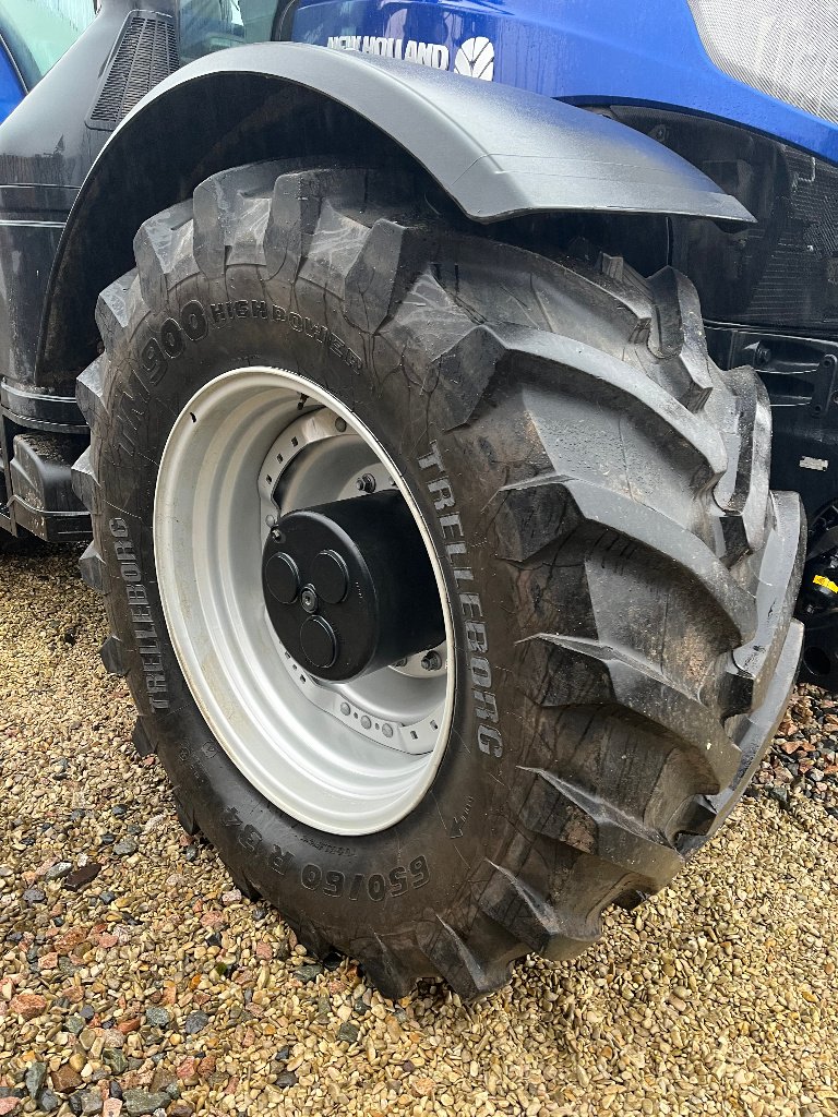 Traktor des Typs New Holland T7.315 HD PLM, Gebrauchtmaschine in VERT TOULON (Bild 2)