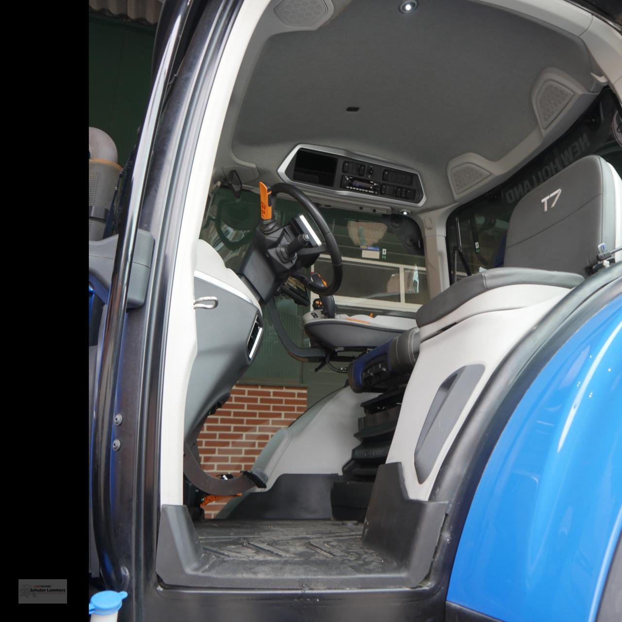 Traktor of the type New Holland T7.315 HD PLMi GPS, Gebrauchtmaschine in Borken (Picture 10)