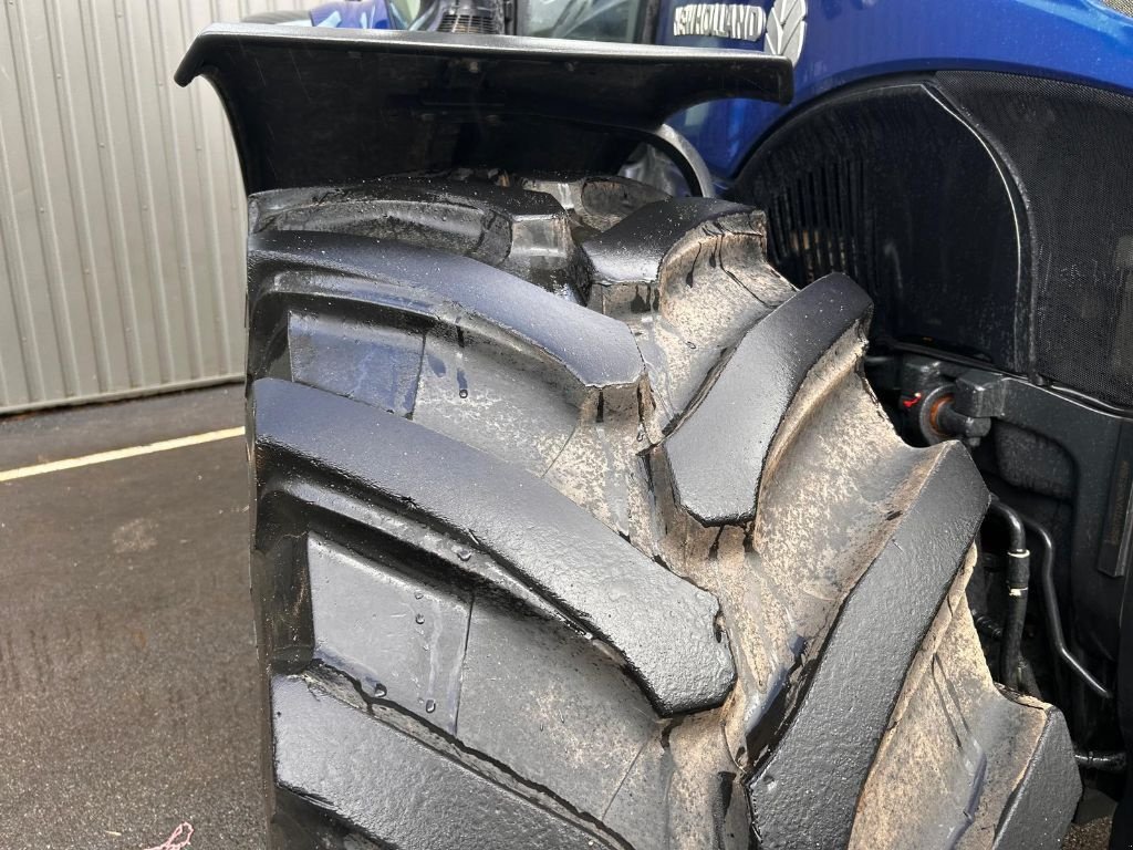 Traktor типа New Holland T7.315 HD PLMI, Gebrauchtmaschine в JOSSELIN (Фотография 9)