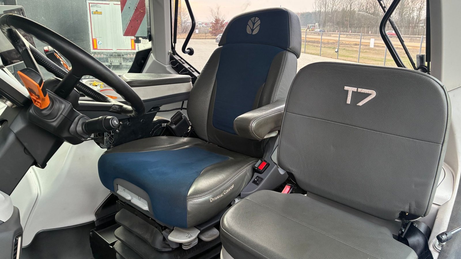 Traktor of the type New Holland T7.315 HD T7.315 HD, Gebrauchtmaschine in Hedensted (Picture 9)