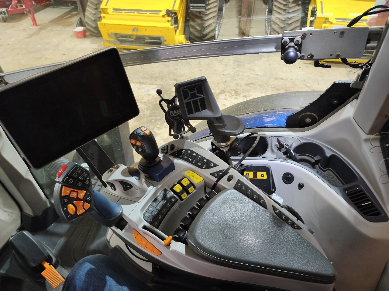 Traktor типа New Holland T7.315 HD, Gebrauchtmaschine в Gondrecourt-le-Château (Фотография 5)