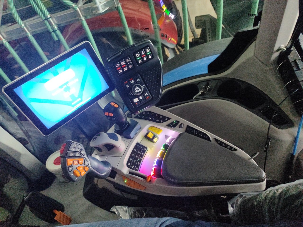 Traktor tip New Holland T7.315 HD, Gebrauchtmaschine in Eton (Poză 4)