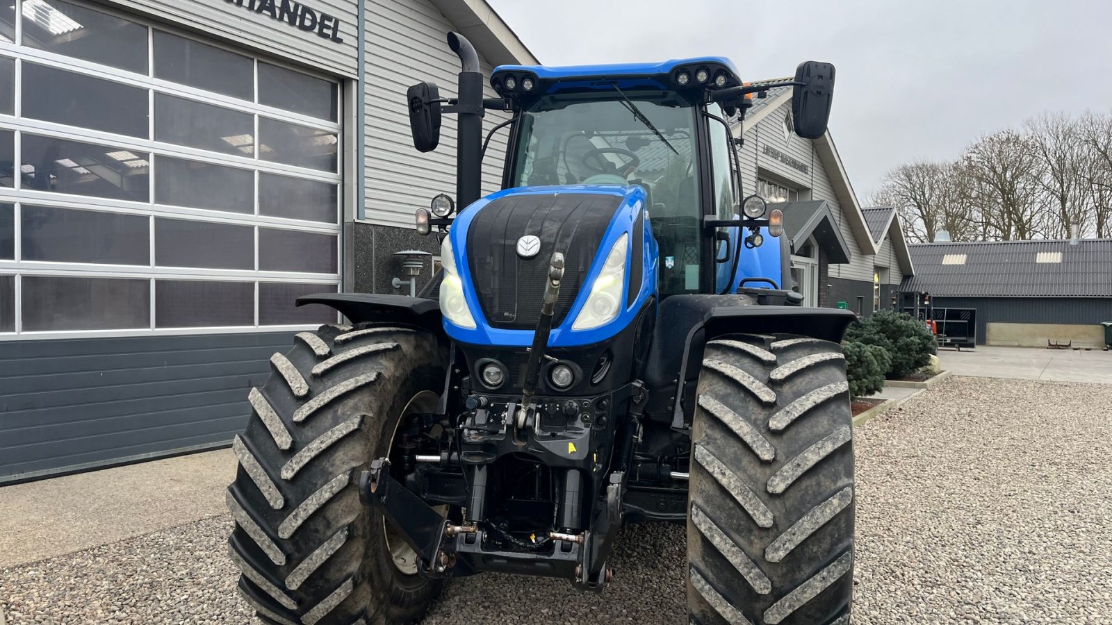Traktor des Typs New Holland T7.315 Med frontlift, Gebrauchtmaschine in Lintrup (Bild 15)
