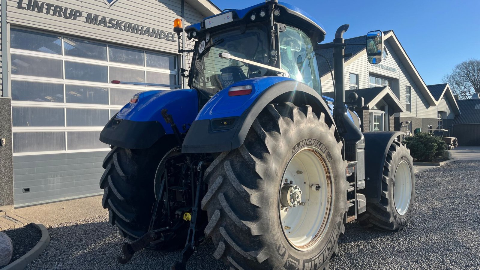 Traktor tip New Holland T7.315 Med frontlift, Gebrauchtmaschine in Lintrup (Poză 15)