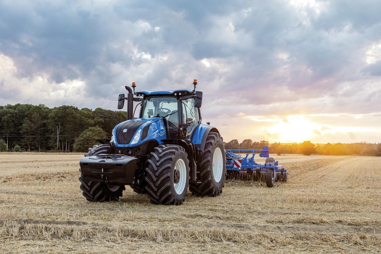 Traktor типа New Holland T7.340 HD AC NEW GEN, Gebrauchtmaschine в Hadsten (Фотография 1)